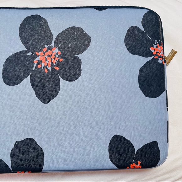 Kate Spade Blue Floral Universal Laptop Case Bag - Pop Art Style Flowers NWOT - Picture 5 of 9